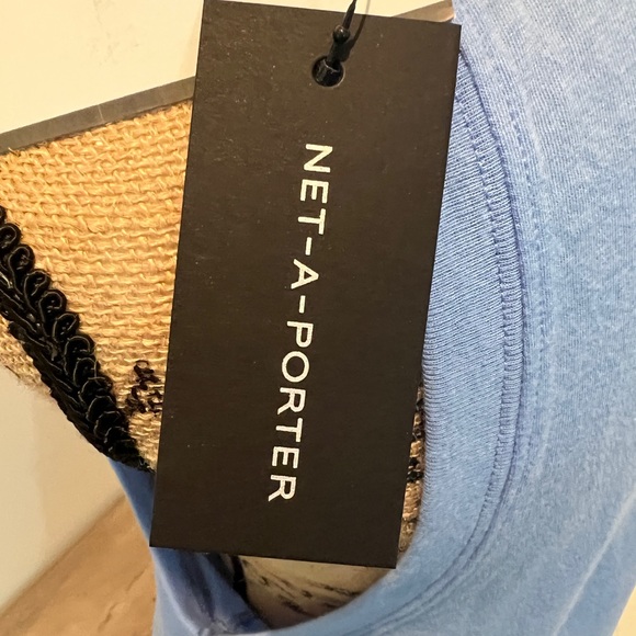 Alo Yoga - Pretty Blue T - Size M - Picture 5 of 7